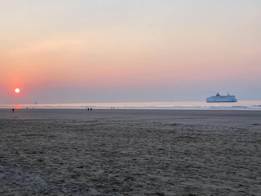 Magnifique Studio Calais Plage المظهر الخارجي الصورة